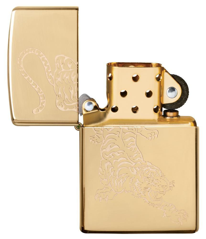 Zippo High Polish Brass Tiger Design Pocket Lighter Zippo